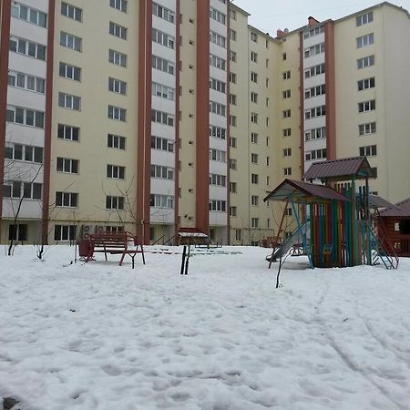 Apartment on Demyanchuka 1A Rivne Buitenkant foto